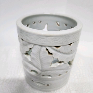 호산 안동오 백자 투각필통