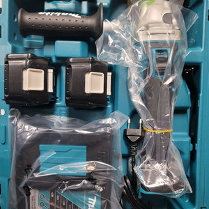 마끼다 속도조절 그라인더 DGA418rte