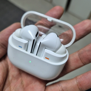 버즈3프로 화이트 케이스포함