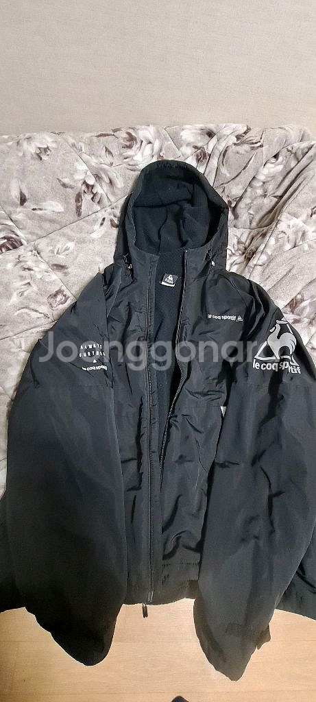 르꼭끄 스포르티브 후드 바람막이 자켓--0
