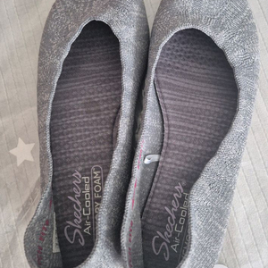 스케쳐스 니트 플랫 250