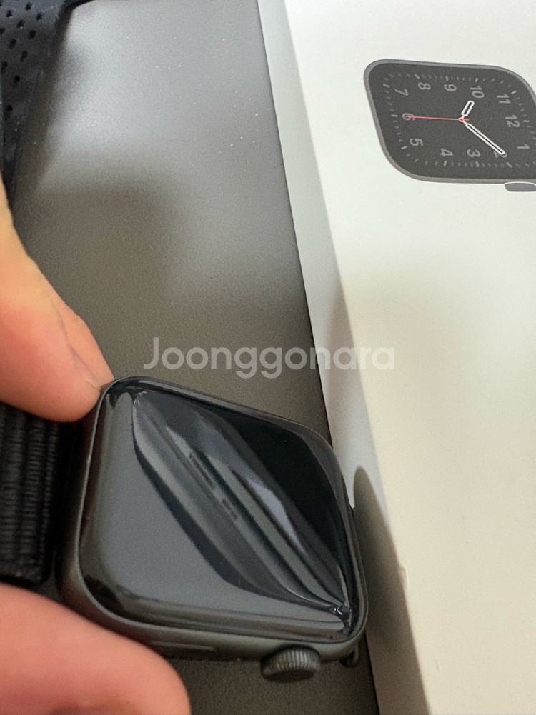 애플워치 SE 44mm 블랙 풀박스 +무선충전 거치대--1