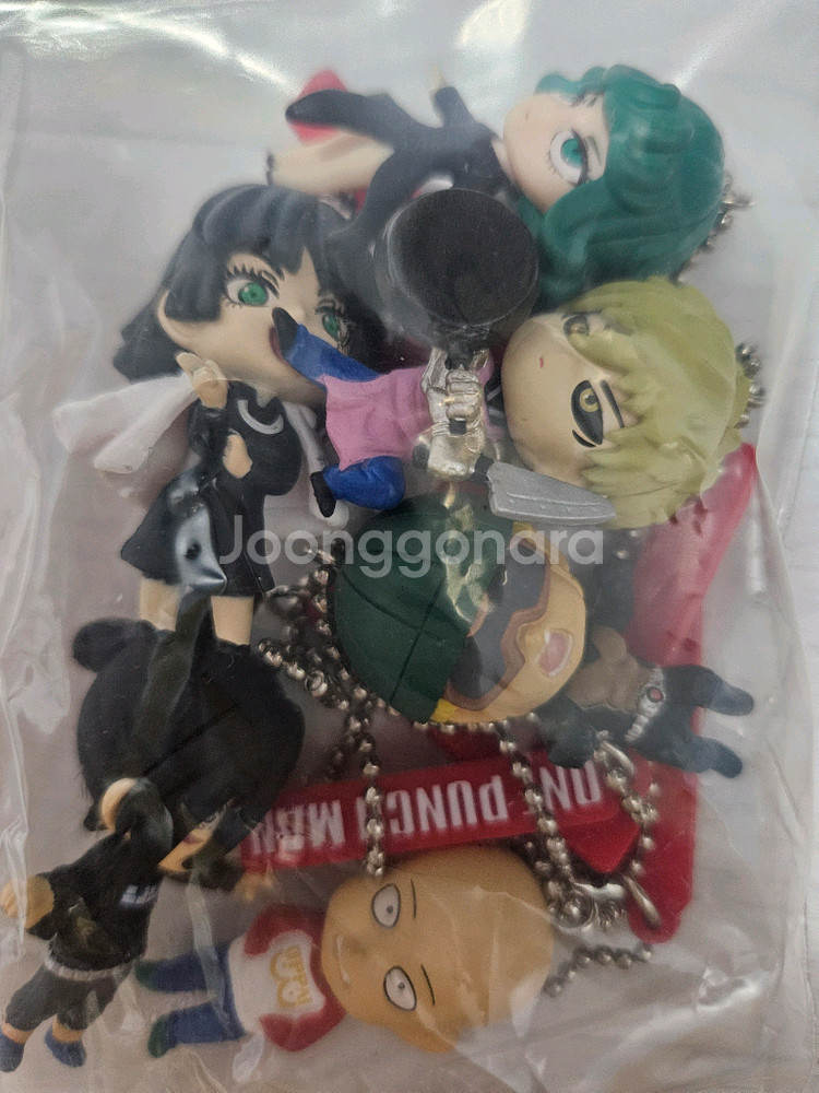 원펀맨 가챠 피규어 키링 세트 팝니다!--0