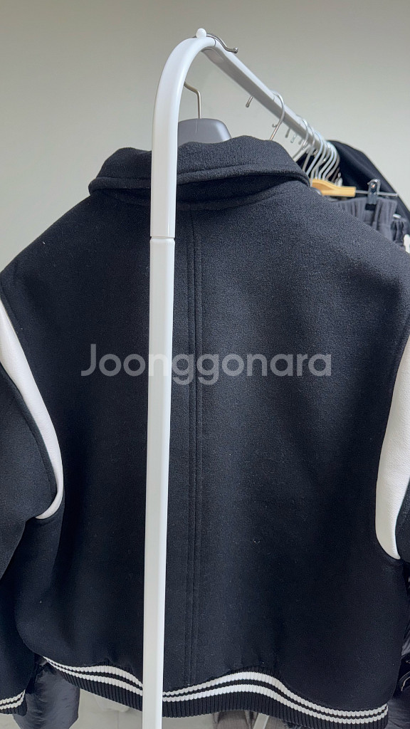 파르티멘토 블랙 바시티 자켓--1