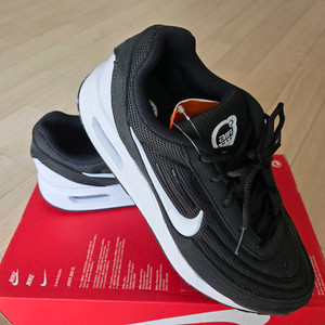 나이키 에어맥스 운동화 250사이즈 새상품