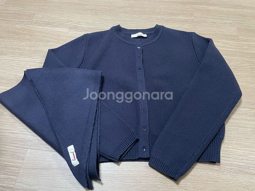 하네 에센셜 라운드 가디건 딥네이비 S 커치프 SET--1