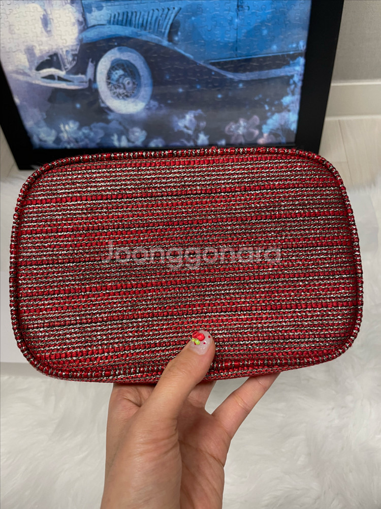 샤넬 뷰티 파우치 새상품--2