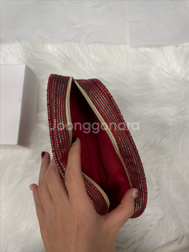 샤넬 뷰티 파우치 새상품--4