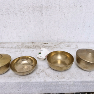 전통 유기 부부 그릇 셋트 입니다