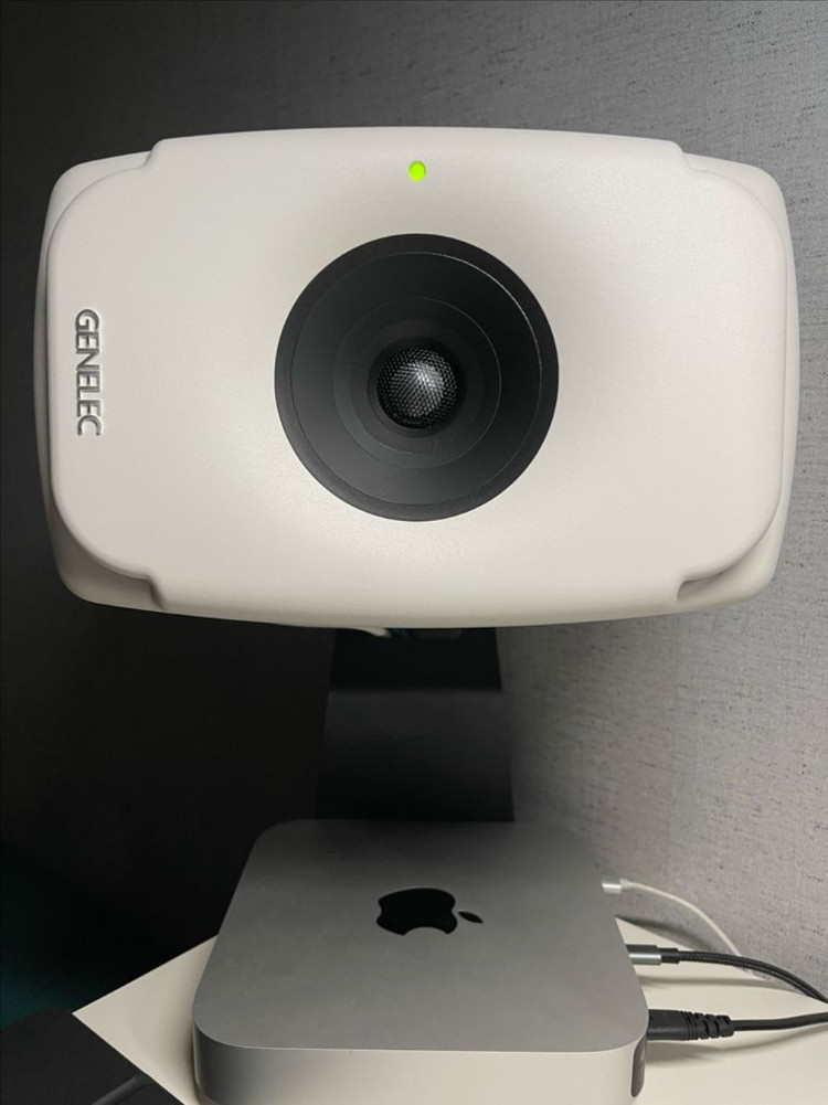 제네렉 8331AW (화이트)--2