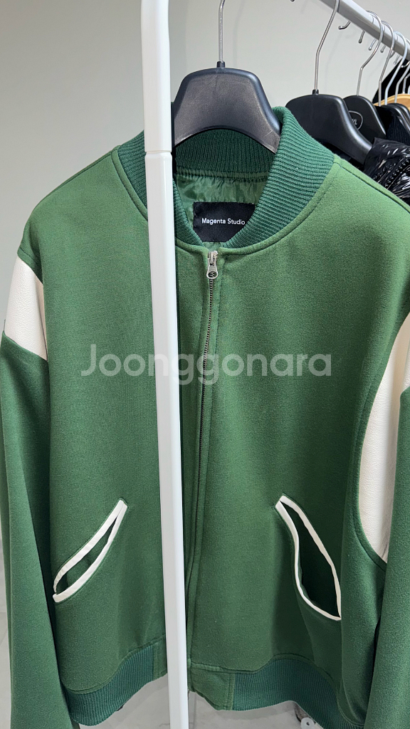 그린컬러 바람막이 바시티 자켓--0