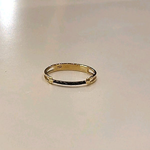 <새것>18k골드_심플한 블랙큐링