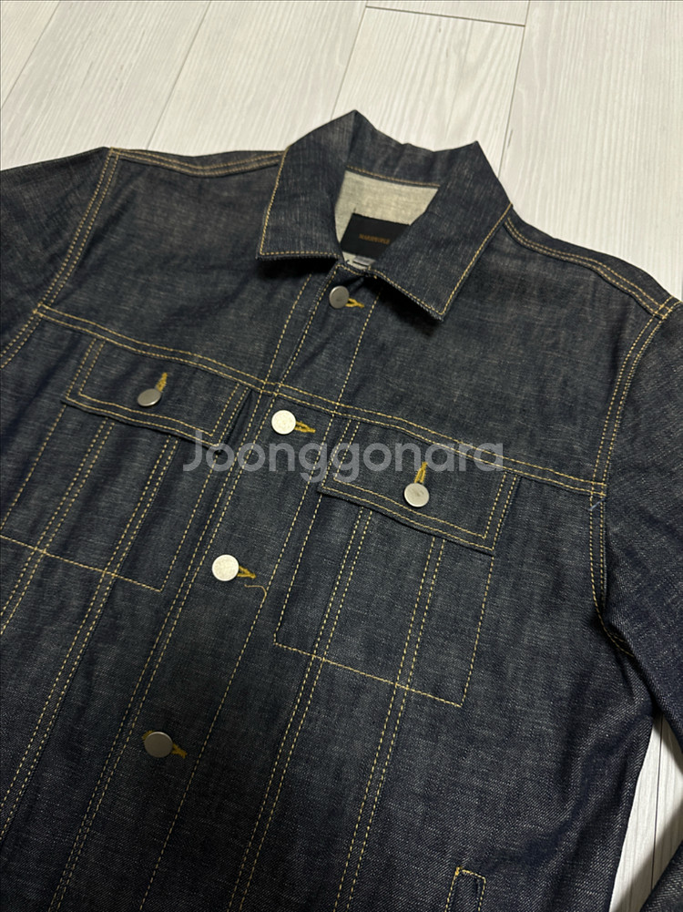 생지데님 트러커 자켓 100 팔아요--1