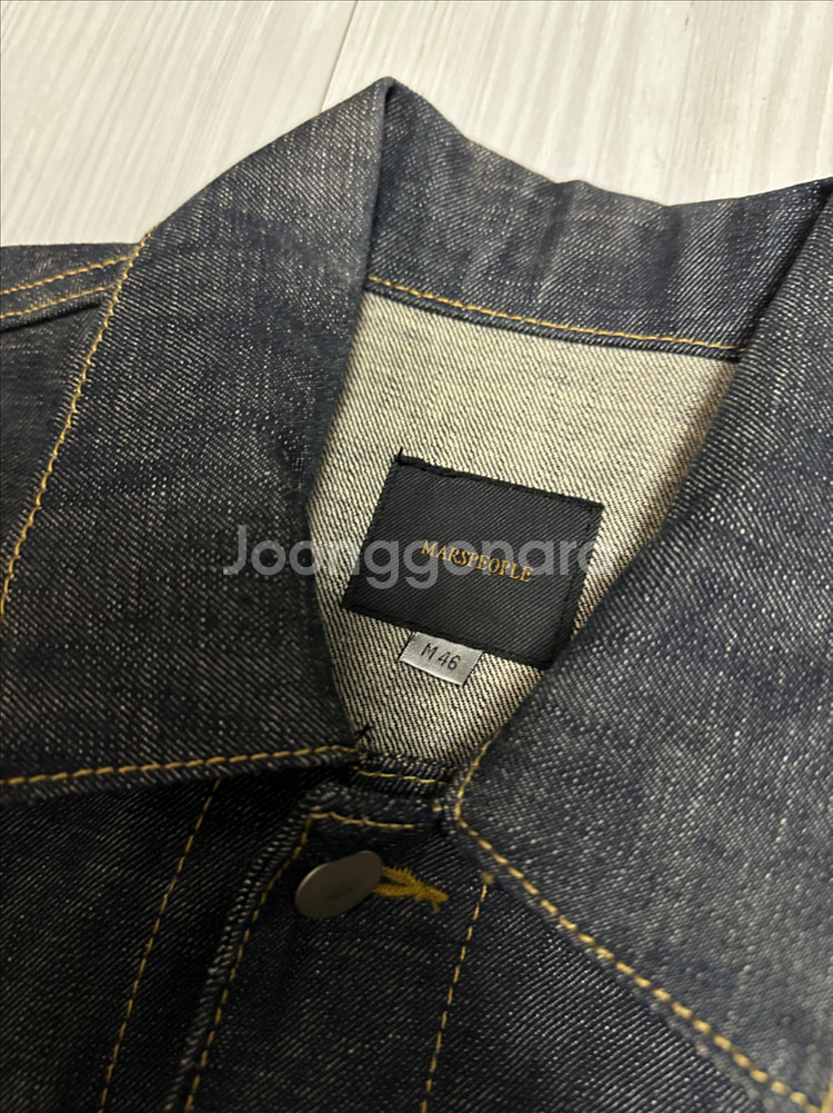 생지데님 트러커 자켓 100 팔아요--2