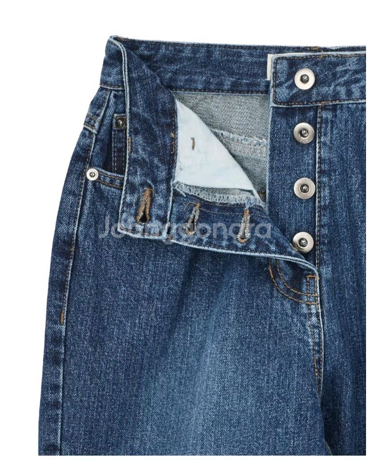 바네사브루노 아떼 블루워싱 다버튼 데님팬츠40사이즈(77사이즈)--3