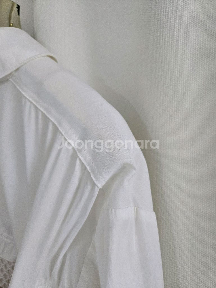 오브제 레이스 화이트 블라우스--7