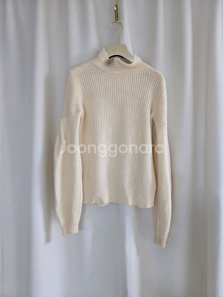 클럽모나코 러플 니트--0