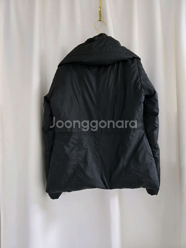 띠어리 숏 패딩--5