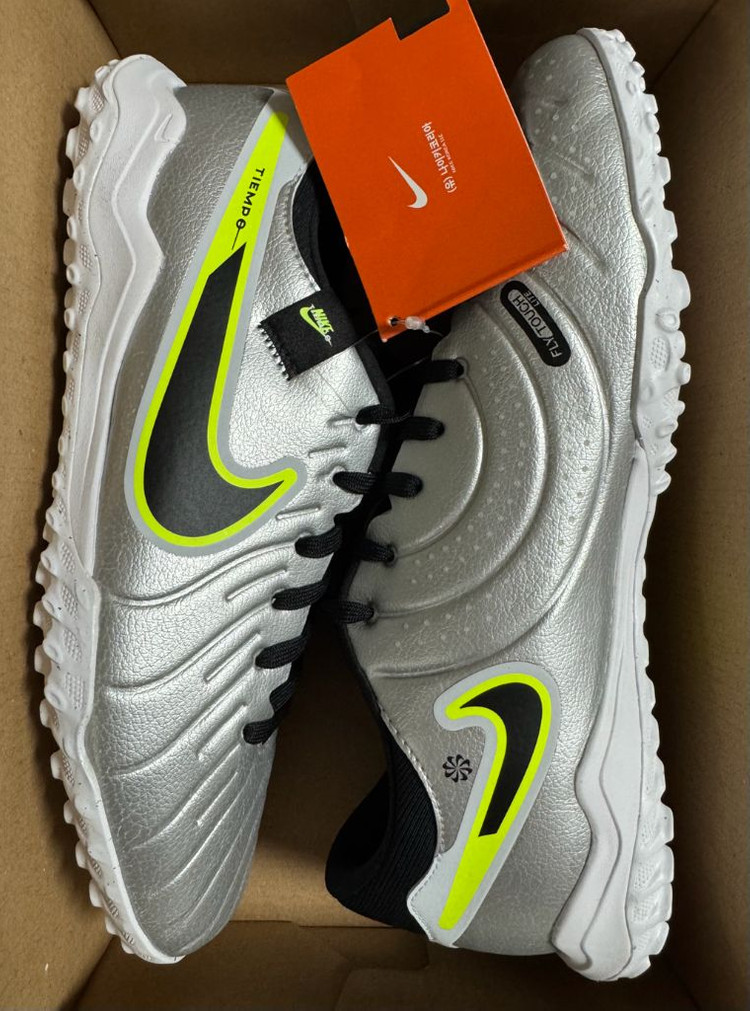 [250 255 265] 나이키 티엠포 레전드10 아카데미 TF 풋살화--9