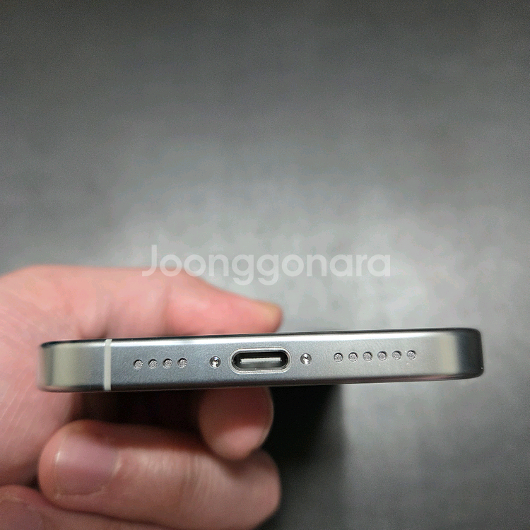 S급 자급제 아이폰16 프로맥스 화이트 티타늄 256 팝니다!!--5