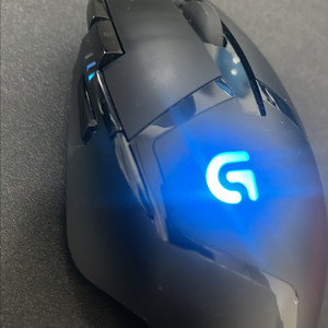 G402 게이밍 마우스와 게이밍 헤드셋 세트