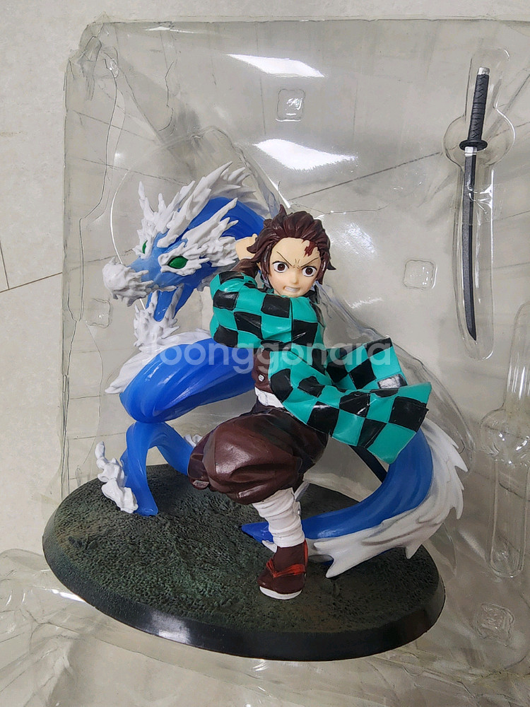 애니메이션 캐릭터 피규어 탄지로 카마도 물의호흡 물의용 피규어 외부박스도있음--0