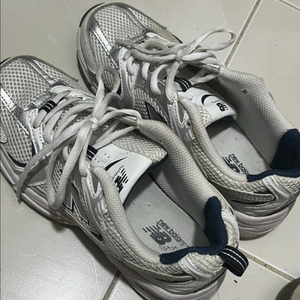 뉴발란스 운동화 245