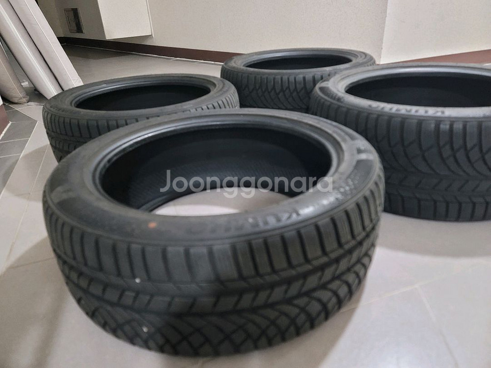 금호윈터wp72 245-45R19,275-40R19팝니다--4