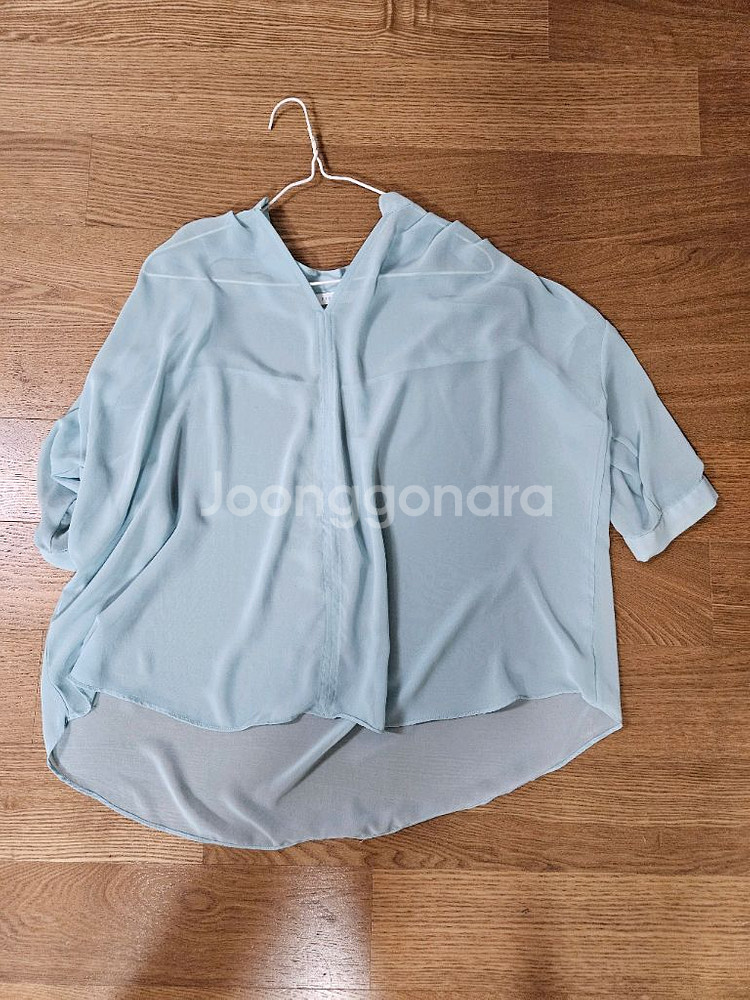 민트색 여성 블라우스--2