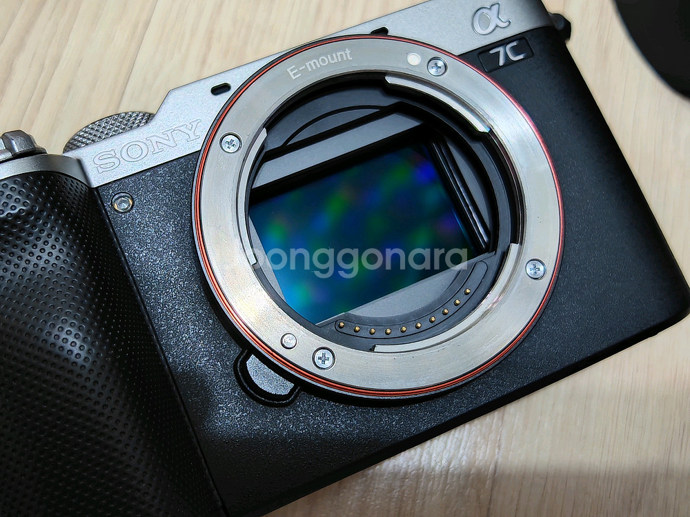 소니 a7c 바디 + FE 4/24-105G OSS 렌즈 일괄판매--7