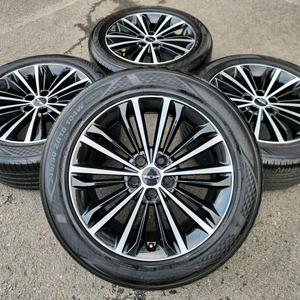 그랜저 HG EQ900 18인치 휠 타이어 판매합니다 G90 K9