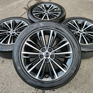 그랜저 HG EQ900 18인치 휠 타이어 판매합니다 G90 K9