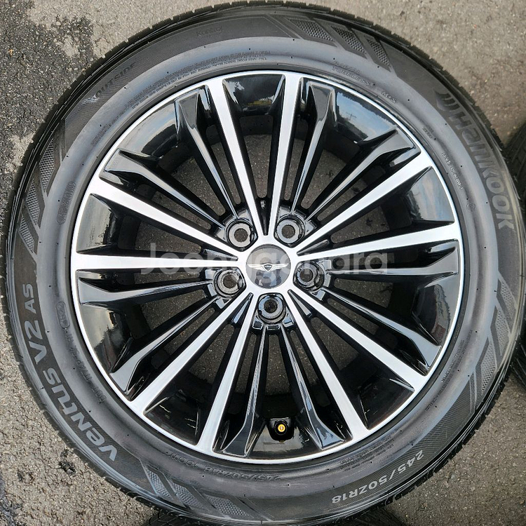 그랜저 HG EQ900 18인치 휠 타이어 판매합니다 G90 K9--1