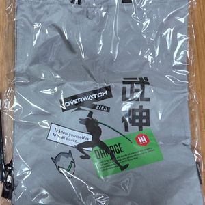 오버워치 레킹볼 겐지 가방 판매합니다.