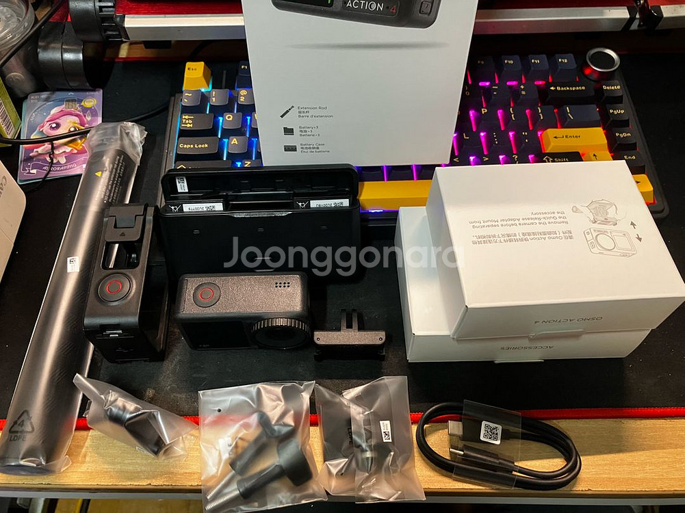 DJI 오즈모 액션4 어드벤처 콤보--3