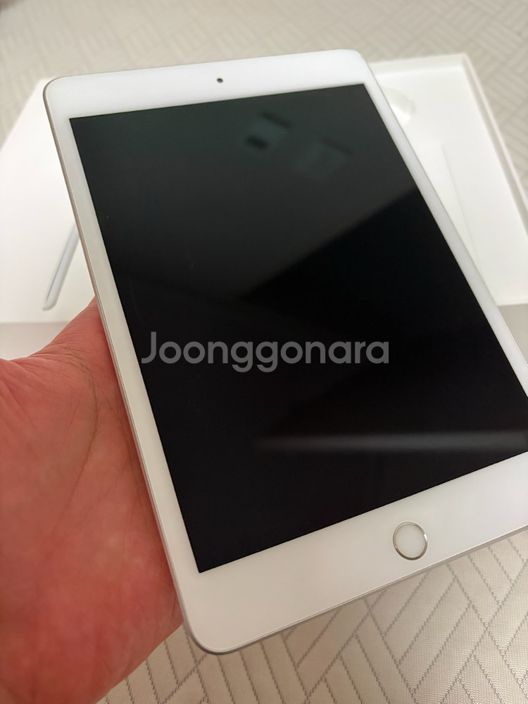 아이패드미니5 wifi 실버 64기가--1