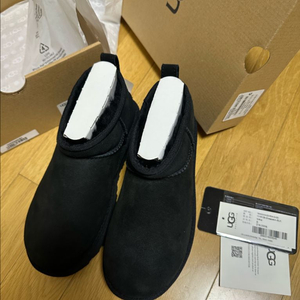 어그 클래식 울트라 미니 블랙 W5, W9