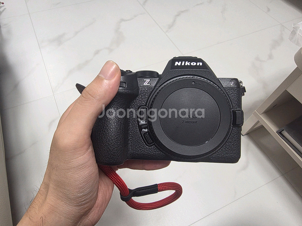 니콘 Z5 II 미러리스 카메라 2470키트제품 판매합니다--1