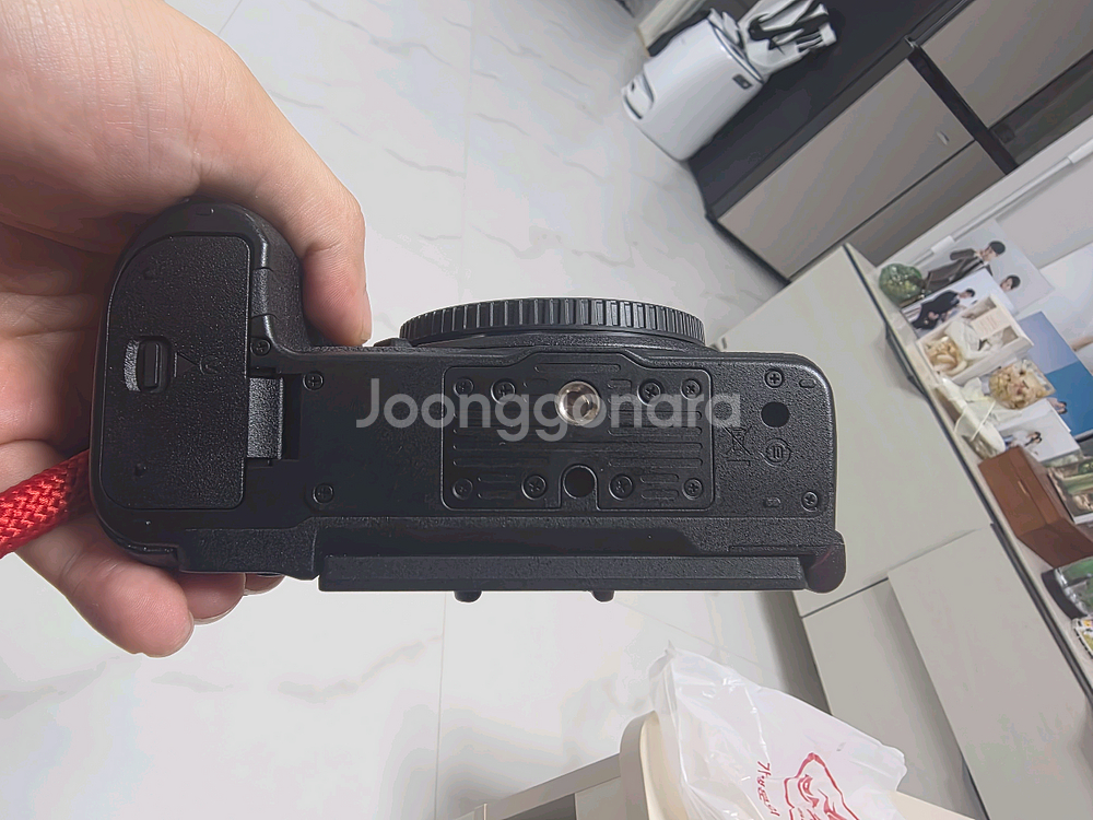 니콘 Z5 II 미러리스 카메라 2470키트제품 판매합니다--6