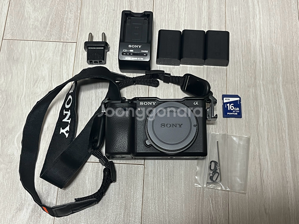 소니 A6400 미러리스 카메라 바디 민트급--0