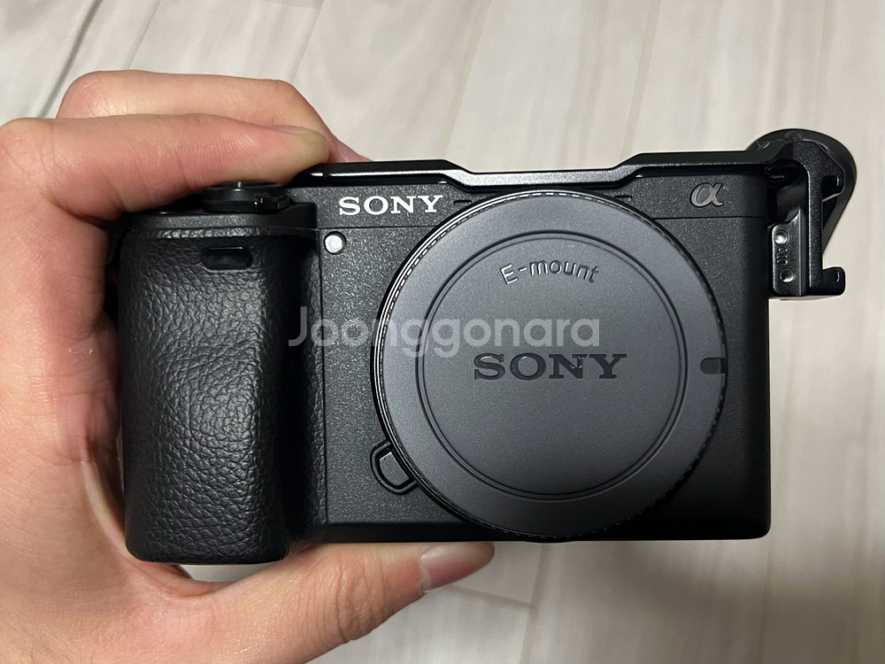 소니 A6400 미러리스 카메라 바디 민트급--3