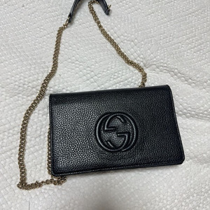 구찌 598211 GG인터로킹 블랙 소호체인 크로스백