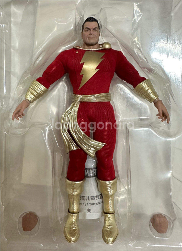 shf DC 캐릭터 액션피규어 샤잠--2