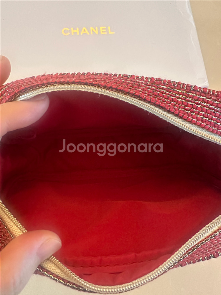 샤넬 뷰티 홀리데이 트위드 파우치 국문택 박스 새상품--3