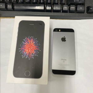 아이폰SE1 스그 SS급 64GB 배터리100% 정품박스