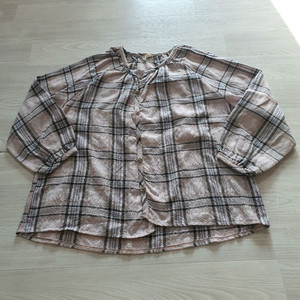 핑크 체크 블라우스 노카라 분홍 퍼프 셔츠 라운드넥 긴팔 딸기우유