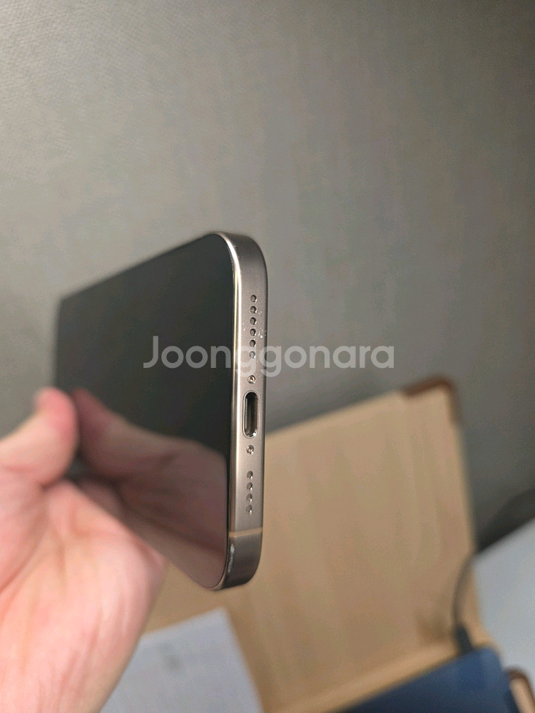 아이폰 16 프로맥스 데저트 256G 카메라 무음판(애캐플)--1