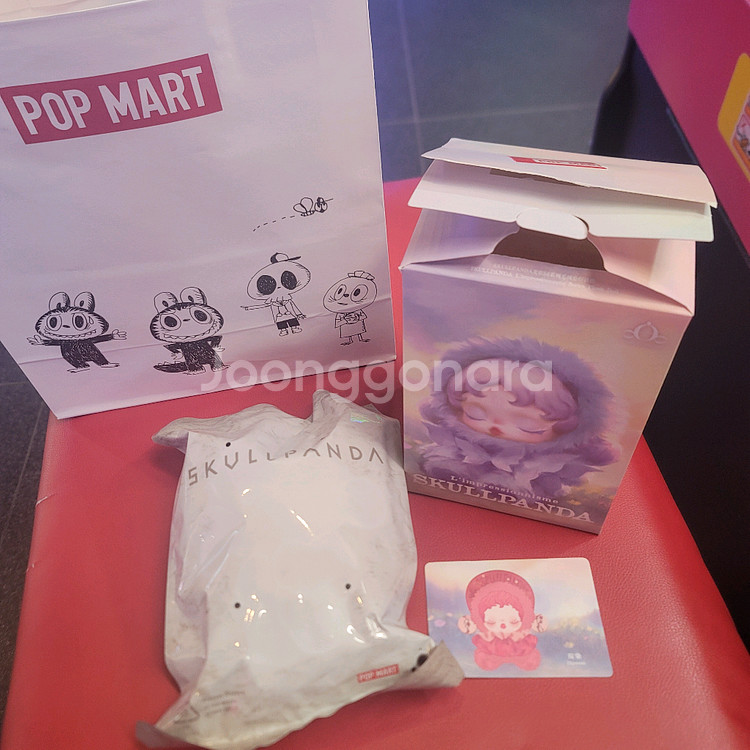 팝마트(정품) 스컬판다 빛의정원 꽃 새상품(정가이하)--0