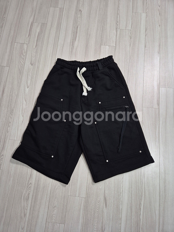 밈더워드로브 솔라 리벳 버뮤다 팬츠 블릭 프리사이즈--4