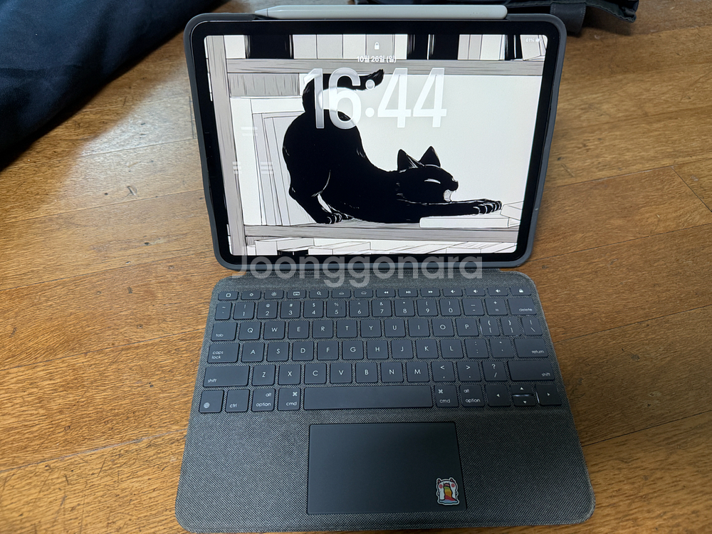 아이패드 프로 2세대 11인치 애플펜슬 로지텍 키보드케이스--0